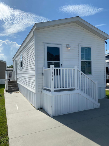 Cozy Tiny Home Near Disney World & Orlando Parks!, Osceola