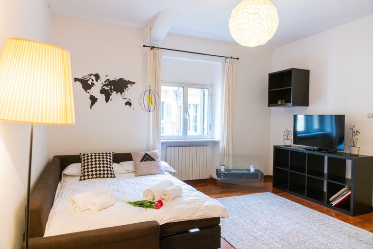 Bedroom 3, Τhe welcoming Rocchetto residence at 25m from P. Erbe, Verona
