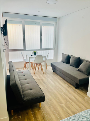 Others 4, BERNABEU/ C.UNIVERSITARIA APARTMENTS, Madrid