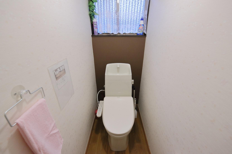 Bathroom 5, Oyado Tofukuji 2, Kyoto