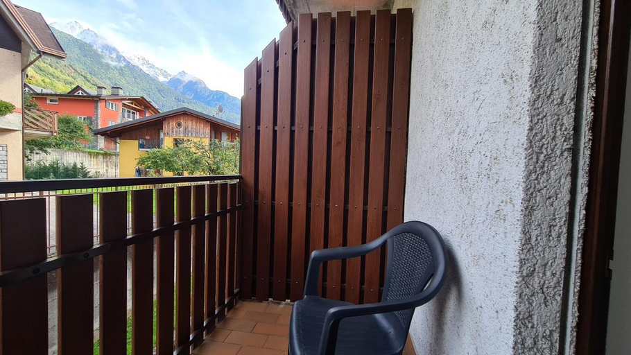Others 4, Albergo Meuble Aurora, Brescia