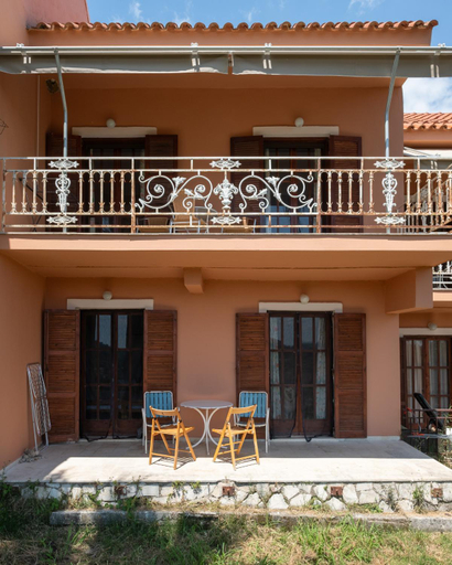 3, Kokkini Peach House, Ionian Islands