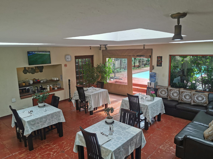 Food & Drinks, Villa Stella Guest House, Ekurhuleni