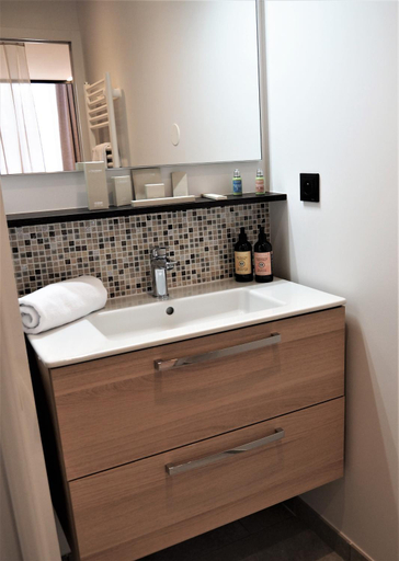 Bathroom, Hotel College des Doctrinaires, BW Premier Collection, Gers