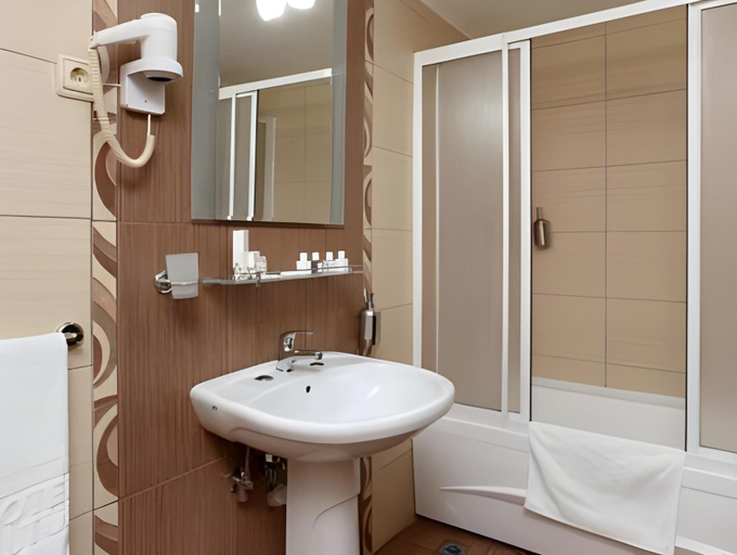 Bathroom 2, Balturk Hotel Sakarya, Merkez