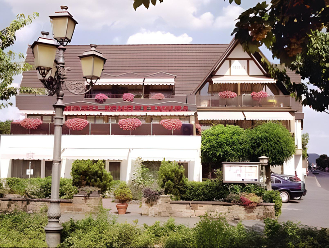 Others 2, Der Schutzenhof, Ahrweiler
