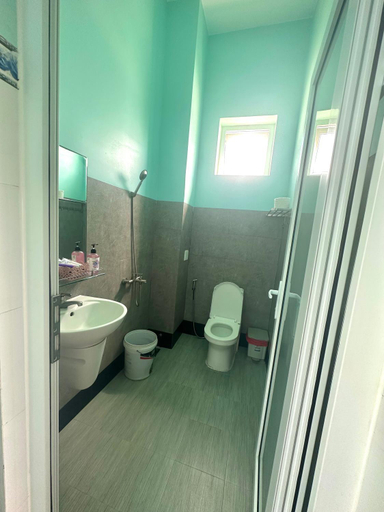 Bathroom, Hong Phu Motel Phu Quy Island, Phú Quý