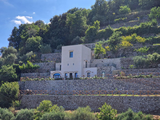 Exterior & Views, The little tower of Minuta, Salerno
