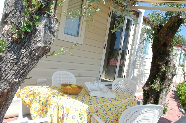 Others 3, Camping Edy, Imperia
