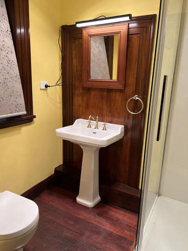 Bathroom 3, Eling Forest Winery, Wingecarribee