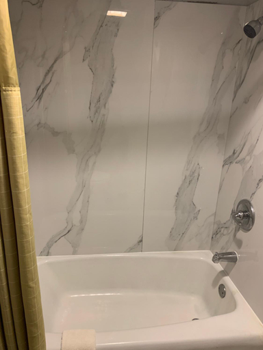 Bathroom 5, Executive Inn, Cherokee