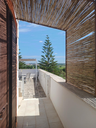Others 5, Masseria Macchiarola, Taranto