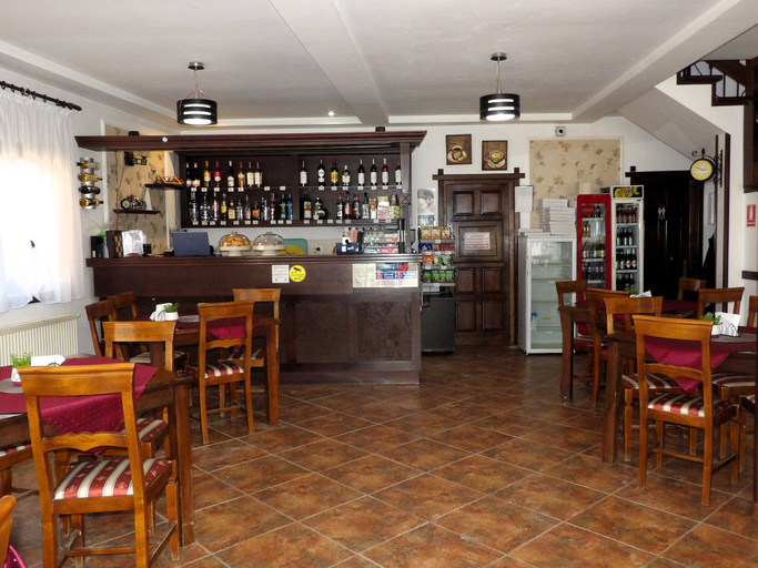 Food & Drinks 4, Pensiunea Pizza House, Hangu