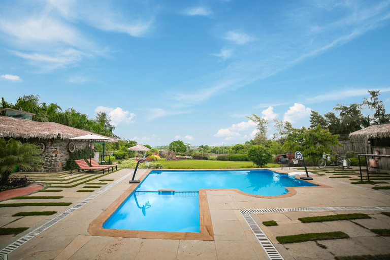 Sport & Beauty 4, Parnakuti Villa, Nashik