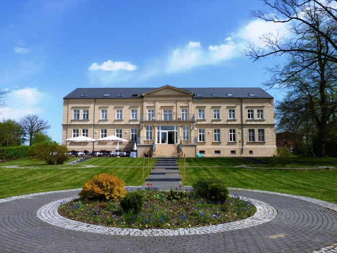Others 4, Gut Gnewikow, Ostprignitz-Ruppin