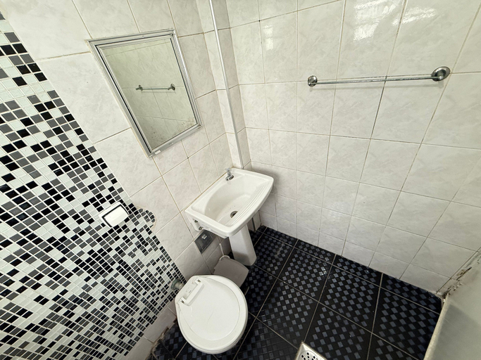 Bathroom 3, Pé na Areia Praia da Tupi, São Vicente