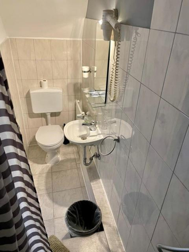 Others 3, Hotel Nello, Offenbach am Main