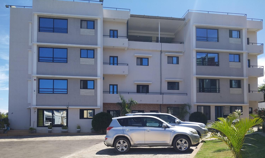 Exterior & Views 1, Milestone City Business Apartment - Secure Area - Fast WiFi Long Stay, Analamanga