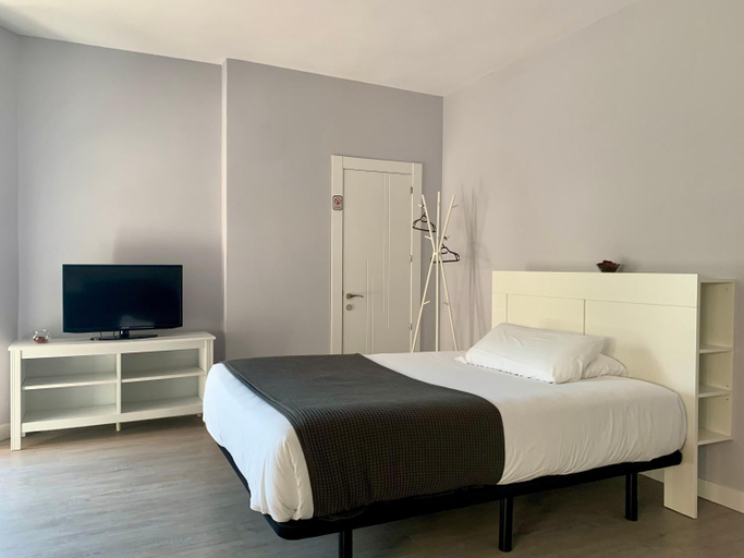 Others 3, Hostal I Dream, Salamanca