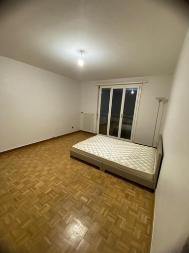Chambre a Neuchatel, Neuchâtel