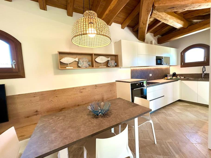 5, Villa Azzurra, Nuoro