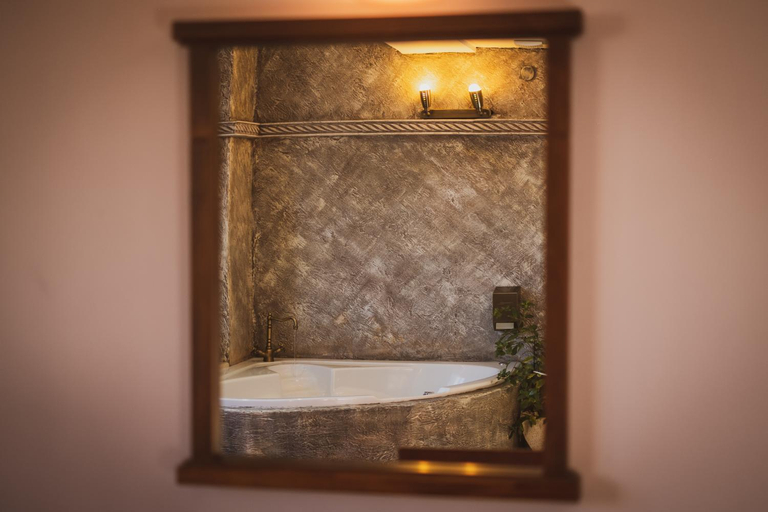 Bathroom 2, Хотел Том и Нези Класик, Velingrad