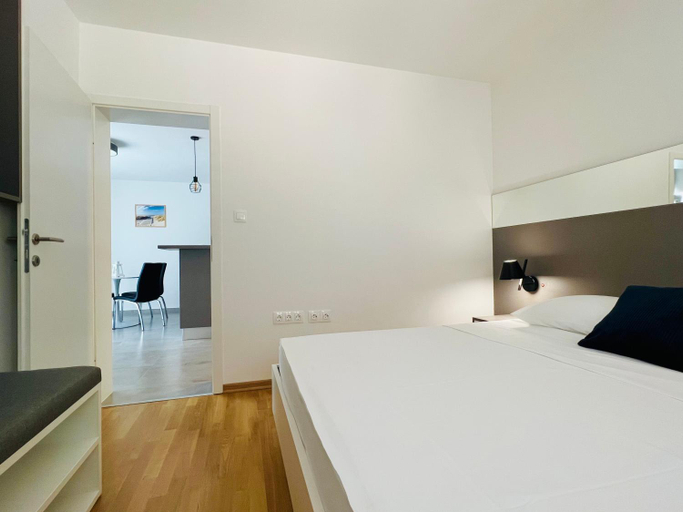 Others 2, Apartmani AViS, Crikvenica