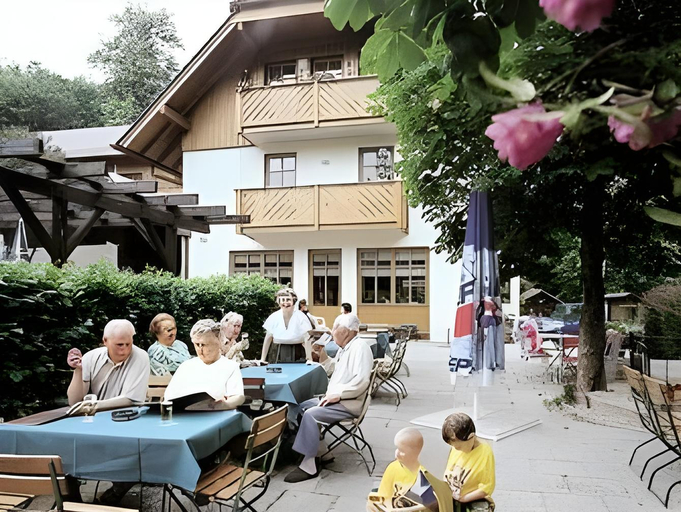 Others 5, Zur Triftsperre, Passau