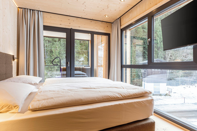 Bedroom 3, Saalbach Suites by ALPS RESORTS, Zell am See