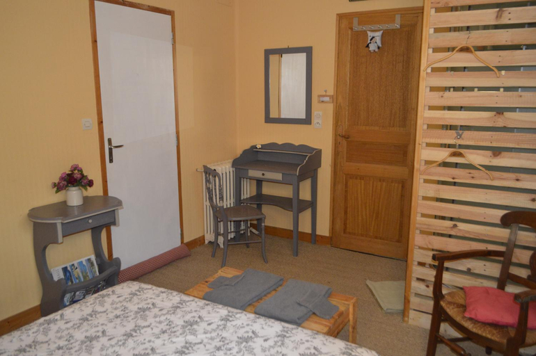 Others 5, Le Domaine, Ille-et-Vilaine