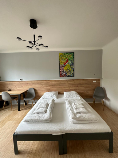 Others 3, Lion`s Rooms n Apartments, Wien