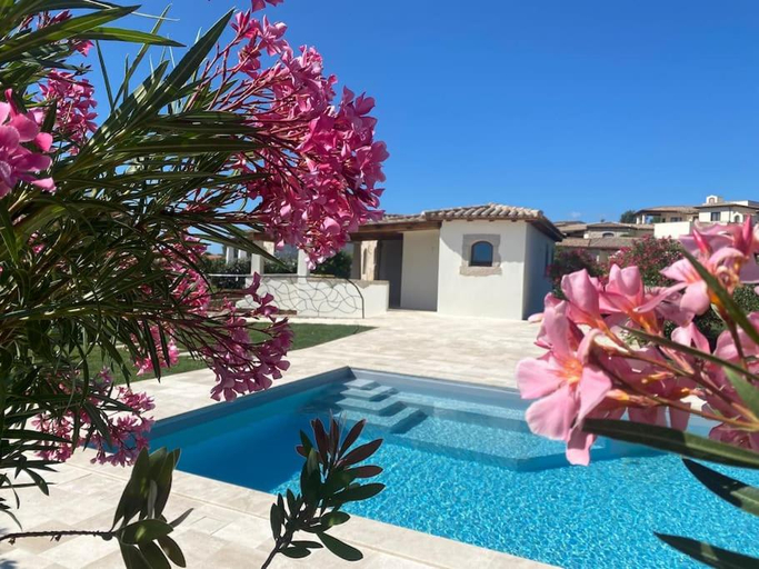 2, Villa Azzurra, Nuoro