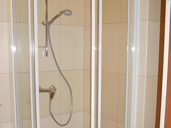 Bathroom 3, Zajazd Srebrna Gora, Kraków City