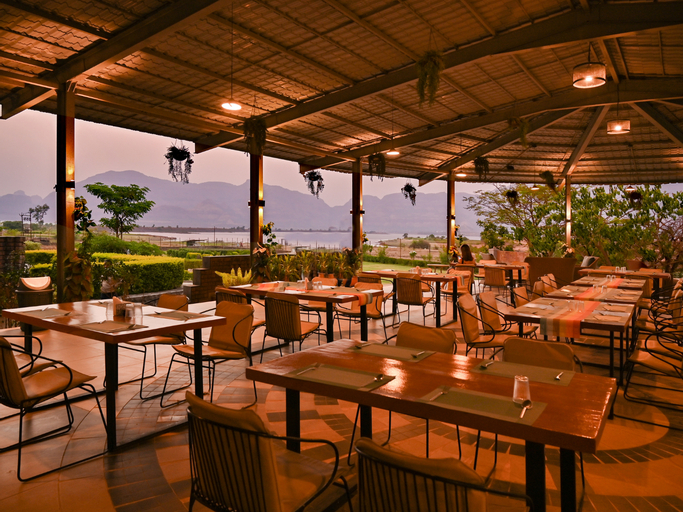 Food & Drinks 4, Saj By The Lake - Malshej Ghat Hotel, Pune