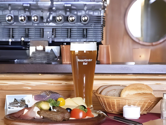 Food & Drinks 5, Hotel Sauerlander Hof, Waldeck-Frankenberg