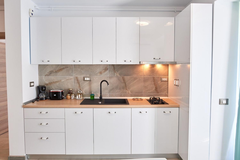 Others 4, Apartament Rise and Shine 1 by Alz, Navodari
