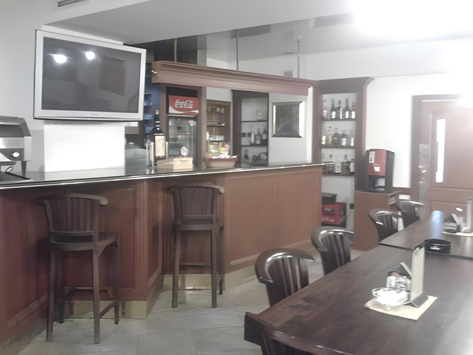 Food & Drinks 5, Hotel OTAR, Praha 4