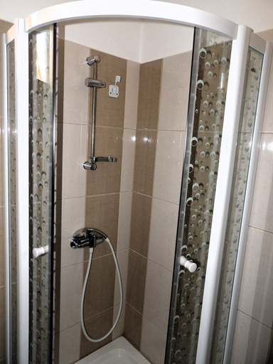 Bathroom 3, Pensiunea Pizza House, Hangu