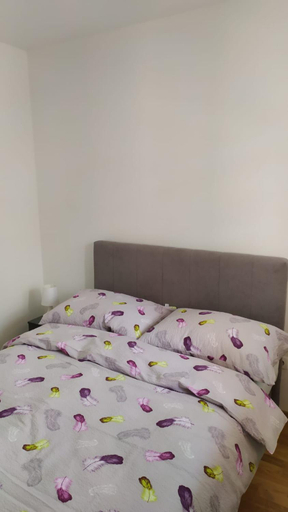 Bedroom 12