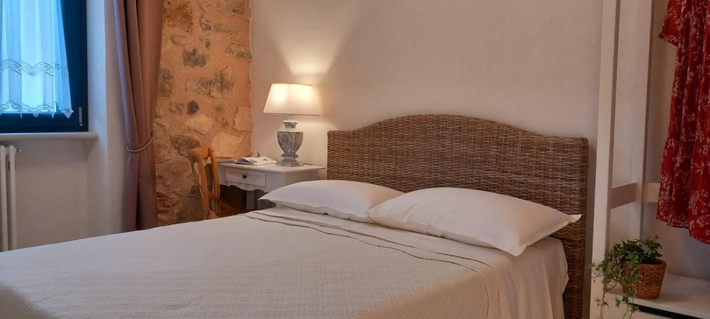 Others 2, B&B Casa Anaceta, L'Aquila