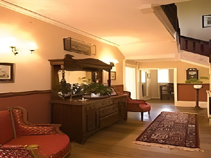Others 3, Burcombe Manor, Wiltshire