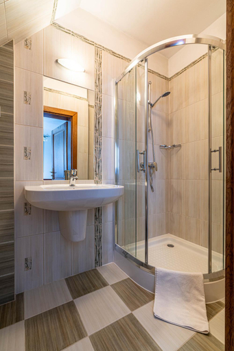 Bathroom 4, Willa Serafin, Tatra