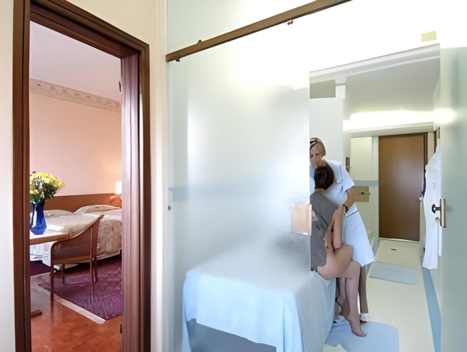 Bedroom 3, Grand Hotel Trieste & Victoria, Padua