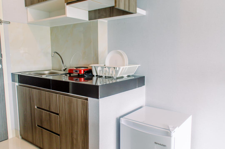 Others 2, Nice and Cozy Studio at Serpong Garden Apartment By Travelio, Tangerang