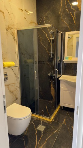 Bathroom 3, Aqaba Pro Divers, Aqaba