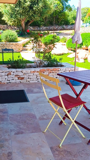 Others 5, Agreable chambre dans le maquis, Corse-du-Sud
