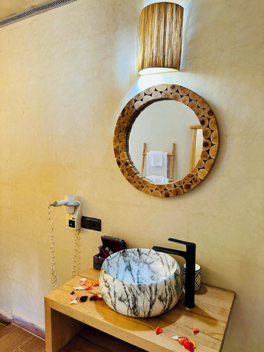 Bathroom 3, Yes We Camps Luxury lodge & spa, Marrakech