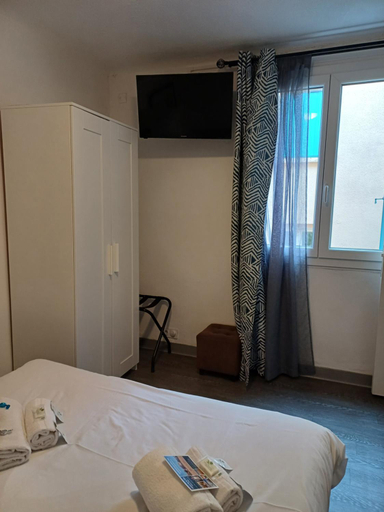 Bedroom 2, Hotel de la Mer, Hérault