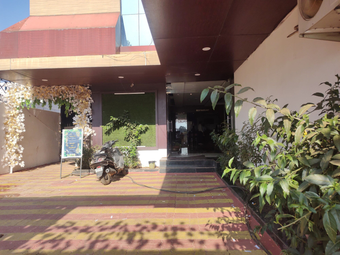 Exterior & Views 2, Hotel Yash Raj, Katni