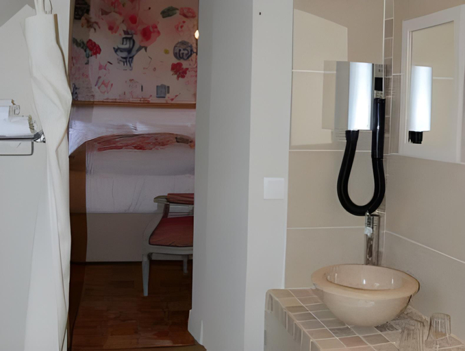 Bathroom 4, La Maison d'Aline, Calvados